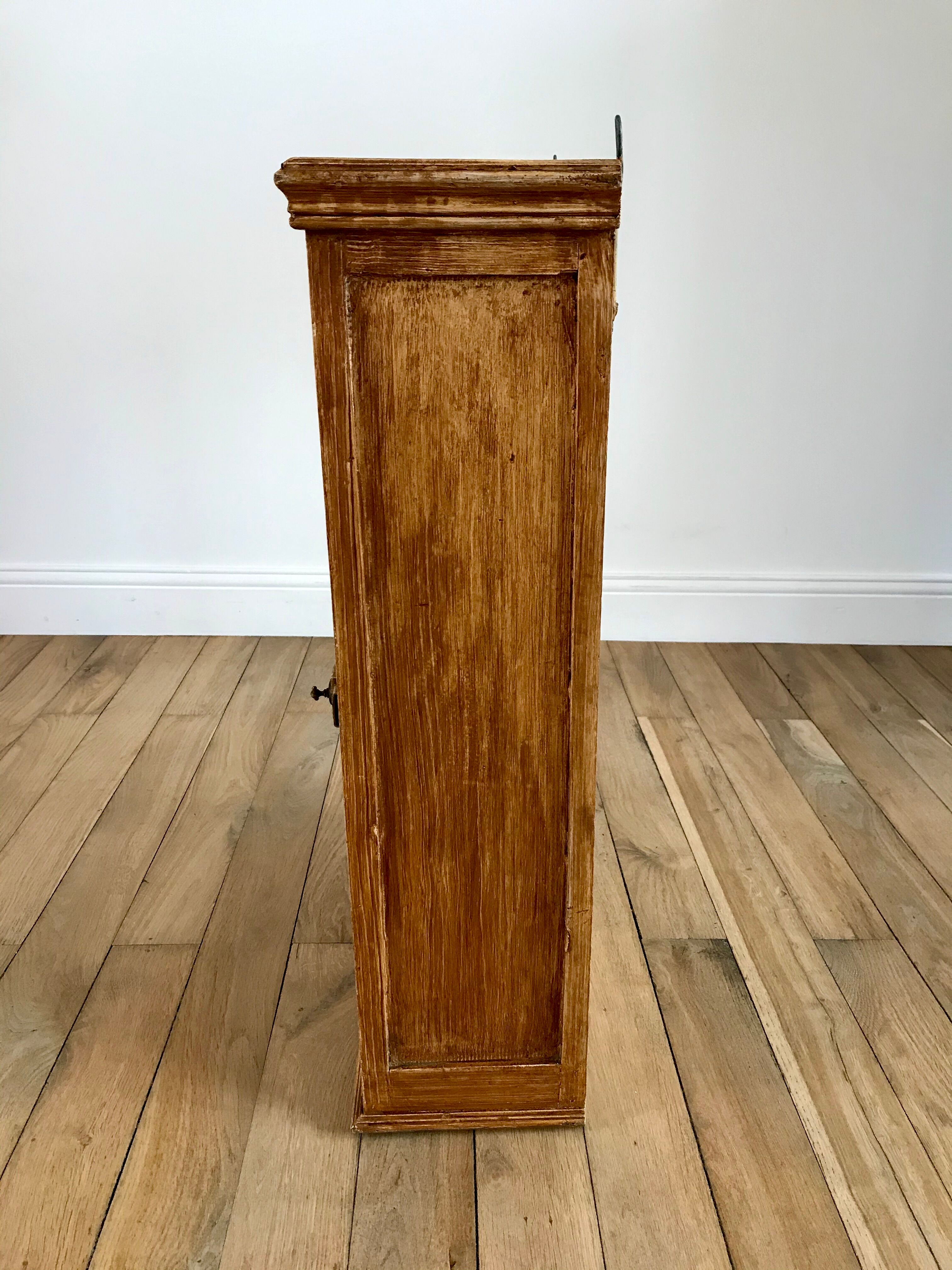 Wall Shelf / Medicine Cabinet Vintage 50s