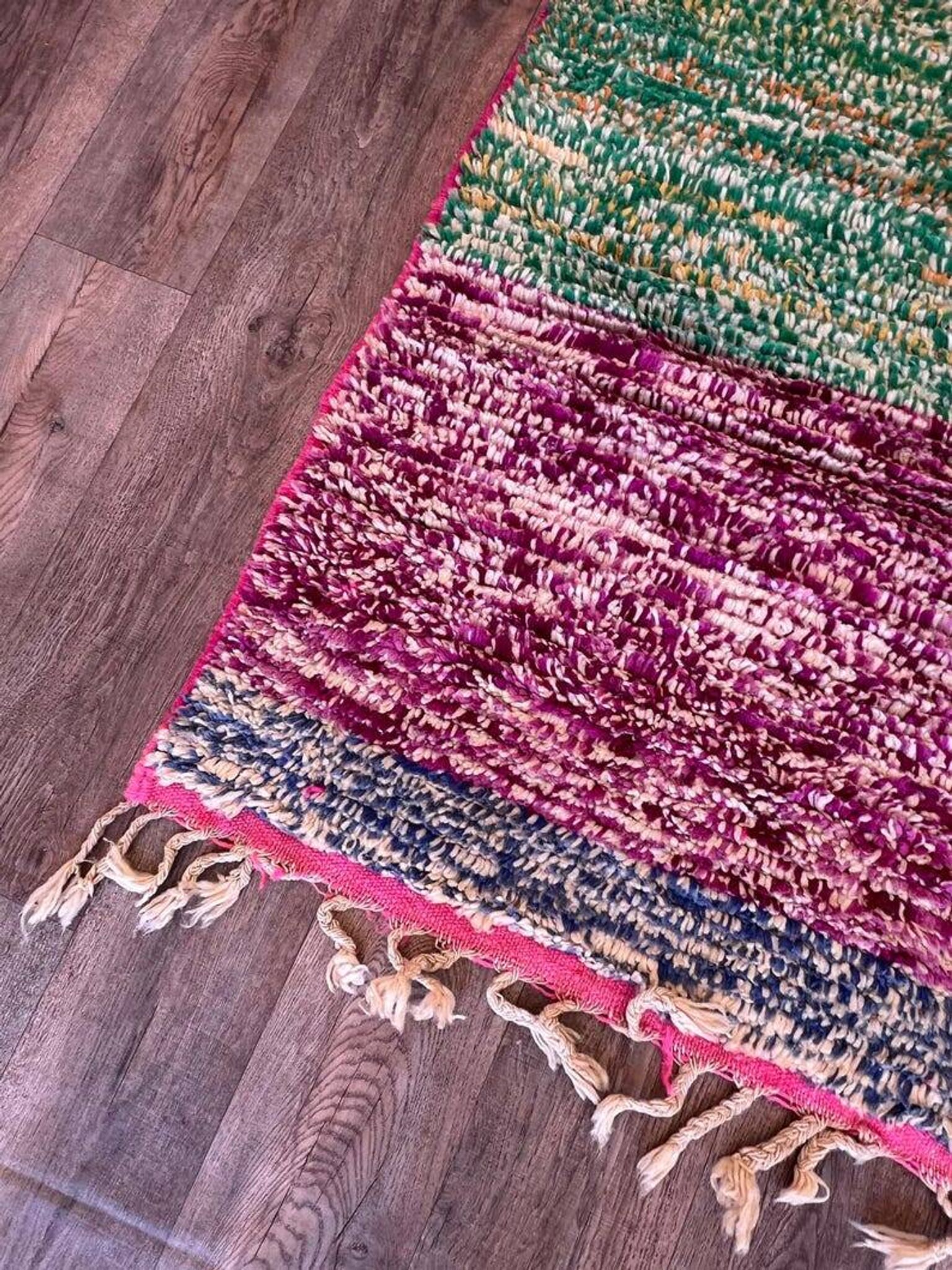 Moroccan Berber rug 250cm x 150cm