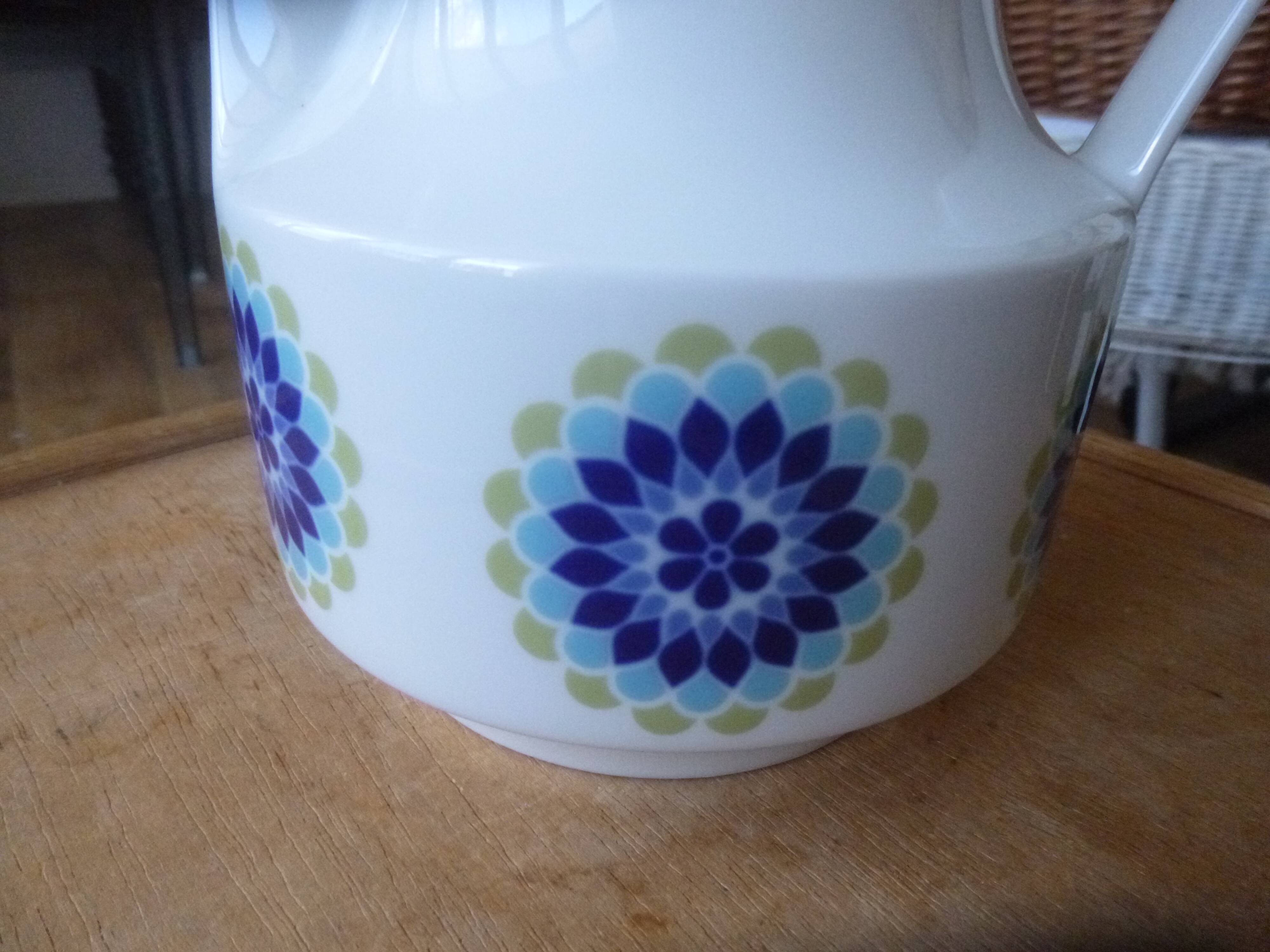 Mug MOBIL Porcelaine Winterling. VINTAGE MOTIF PRIMEVERE collection garage