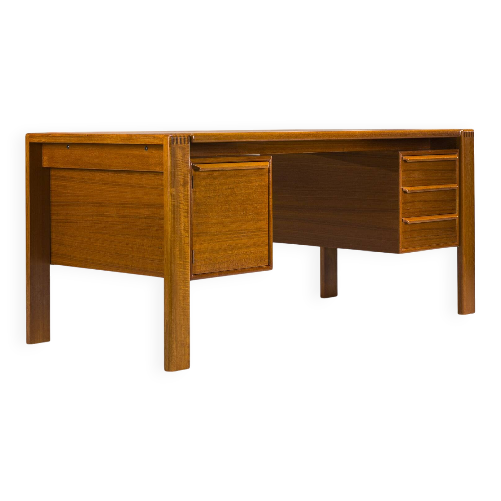 Mid-Century Teak Freestanding Desk from GV Møbler, 1960s