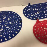 Set of four enameled cast iron trivets retro design vintage art