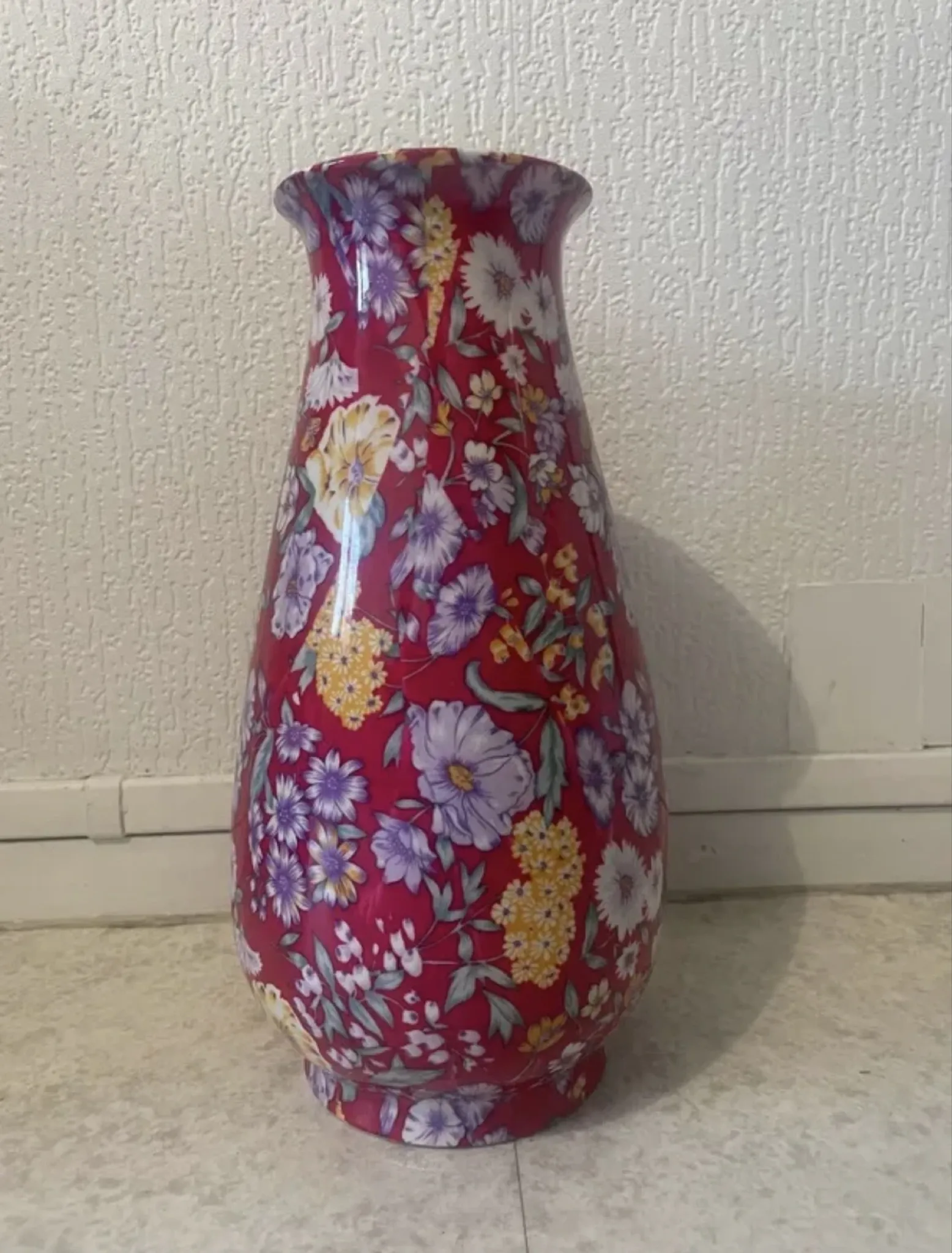 Large porcelain vase with floral decoration