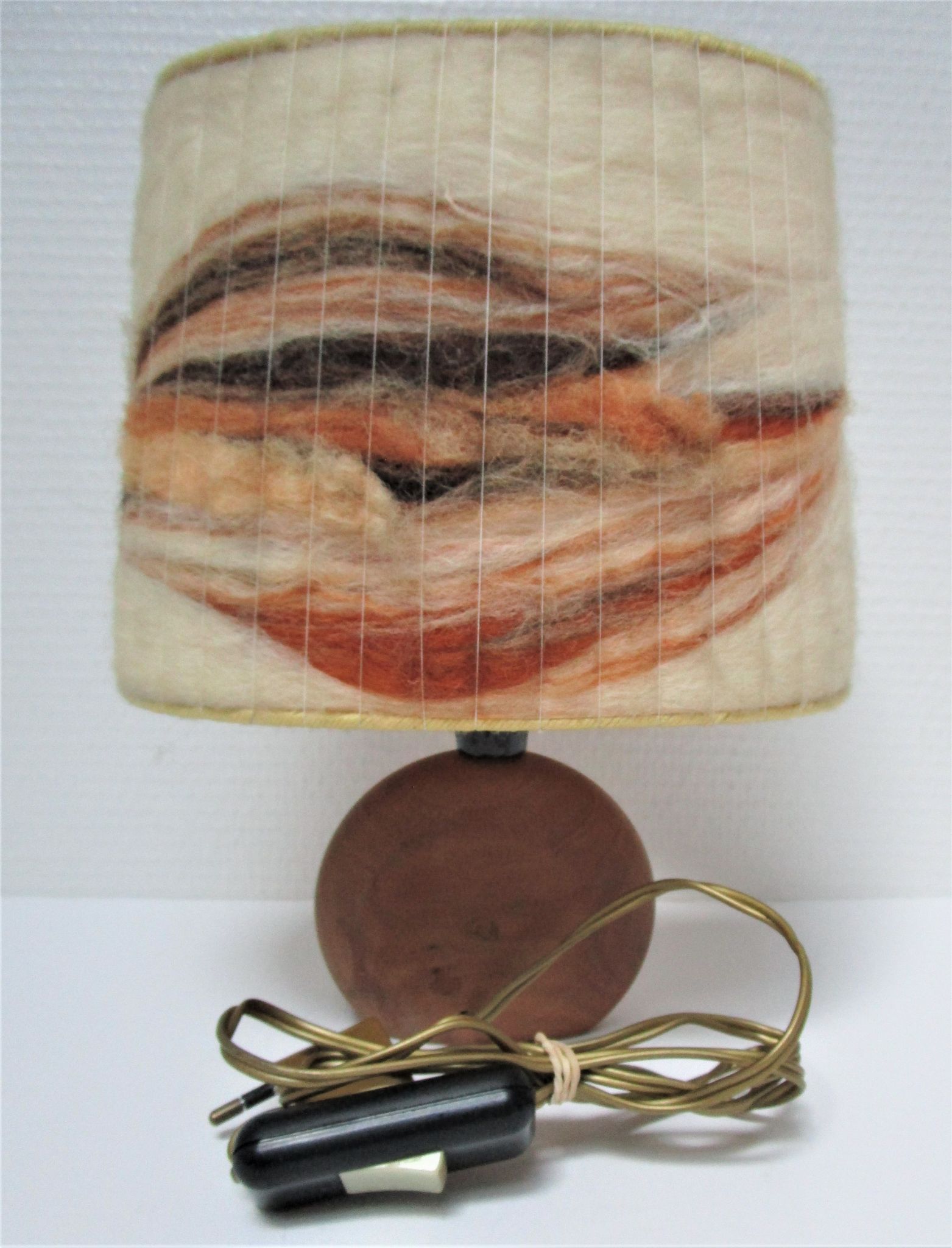 Wood lamp and vintage wool lampshade vintage, 70s