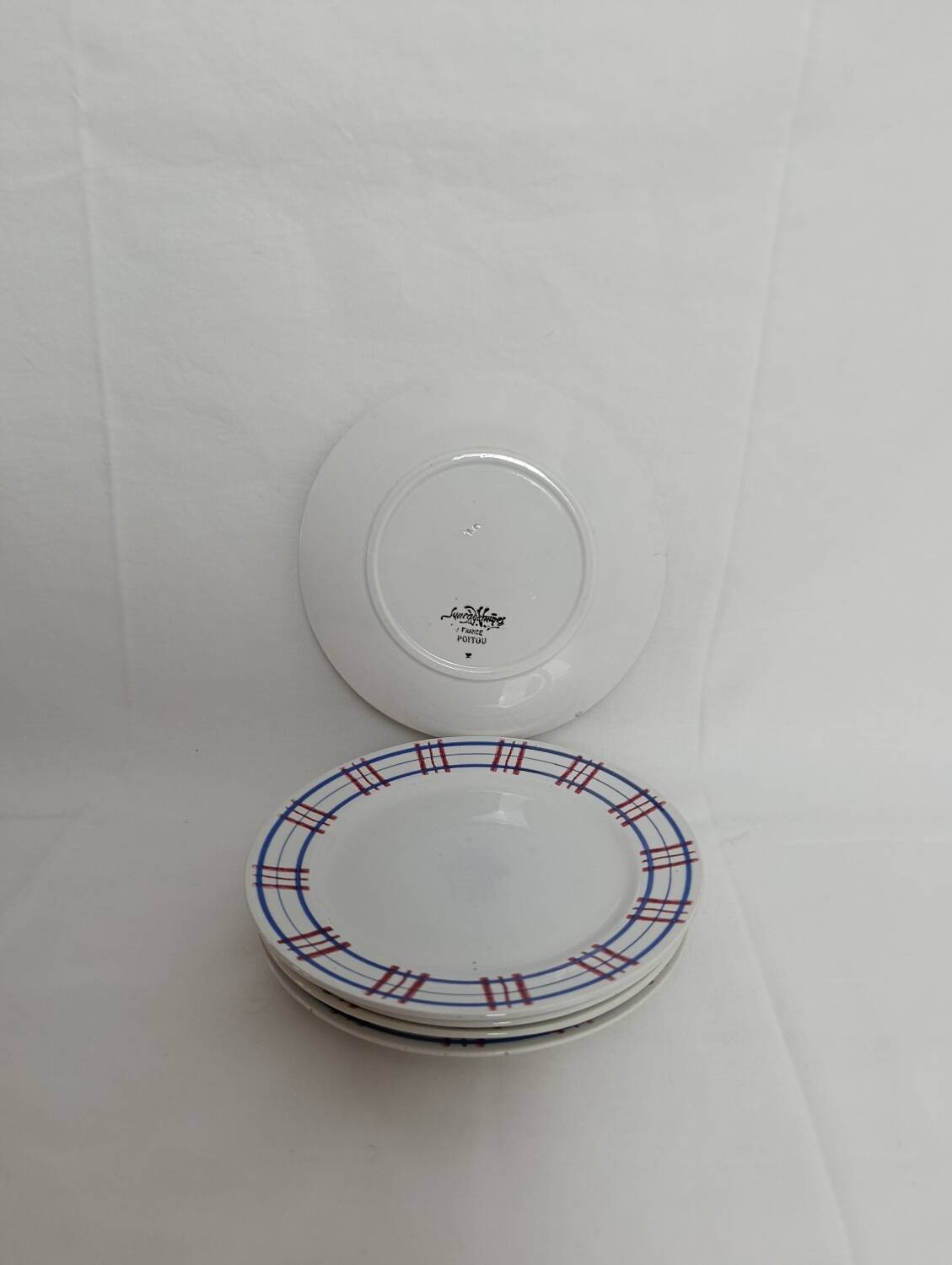 Sarreguemines Poitou plate