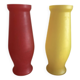 Paire de vases en verre satiné givré vintage de style mid-century modern