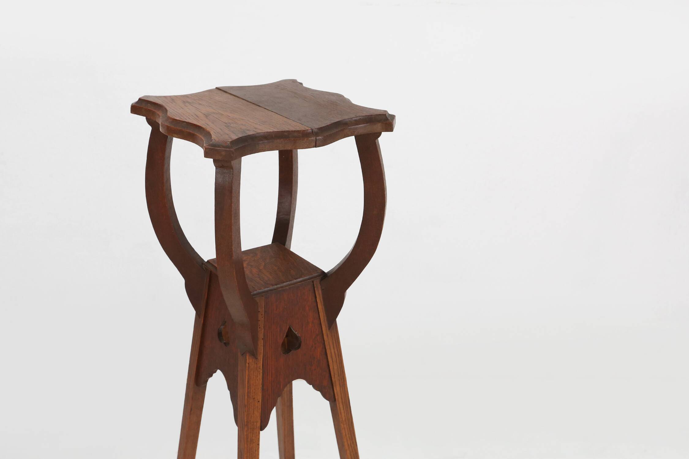Art deco piedestal or console table in oak, France ca. 1940