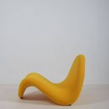 Yellow F577 Tongue designed by Pierre Paulin for Artifort