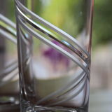 Set de 6 grands verres en cristal gravé signés