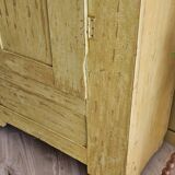 19th-century bonnetière wardrobe | Claudia