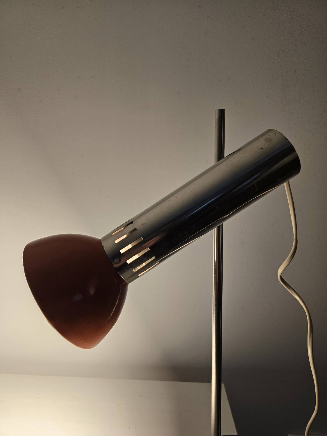 Lampe de bureau chromée Space Age, années 70