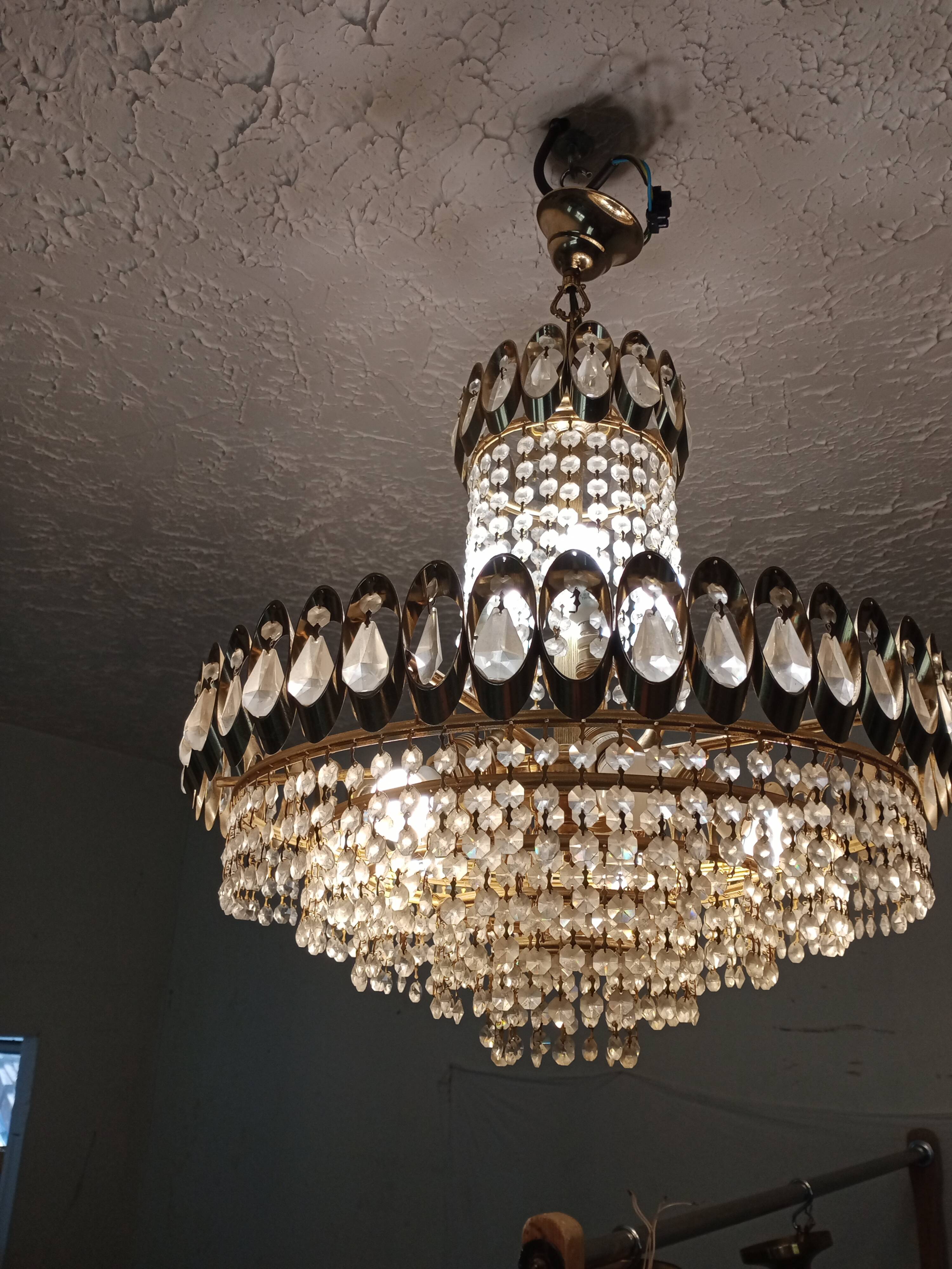 Chandelier 60