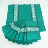 10 green cotton napkins - embroidered Basque-style designs