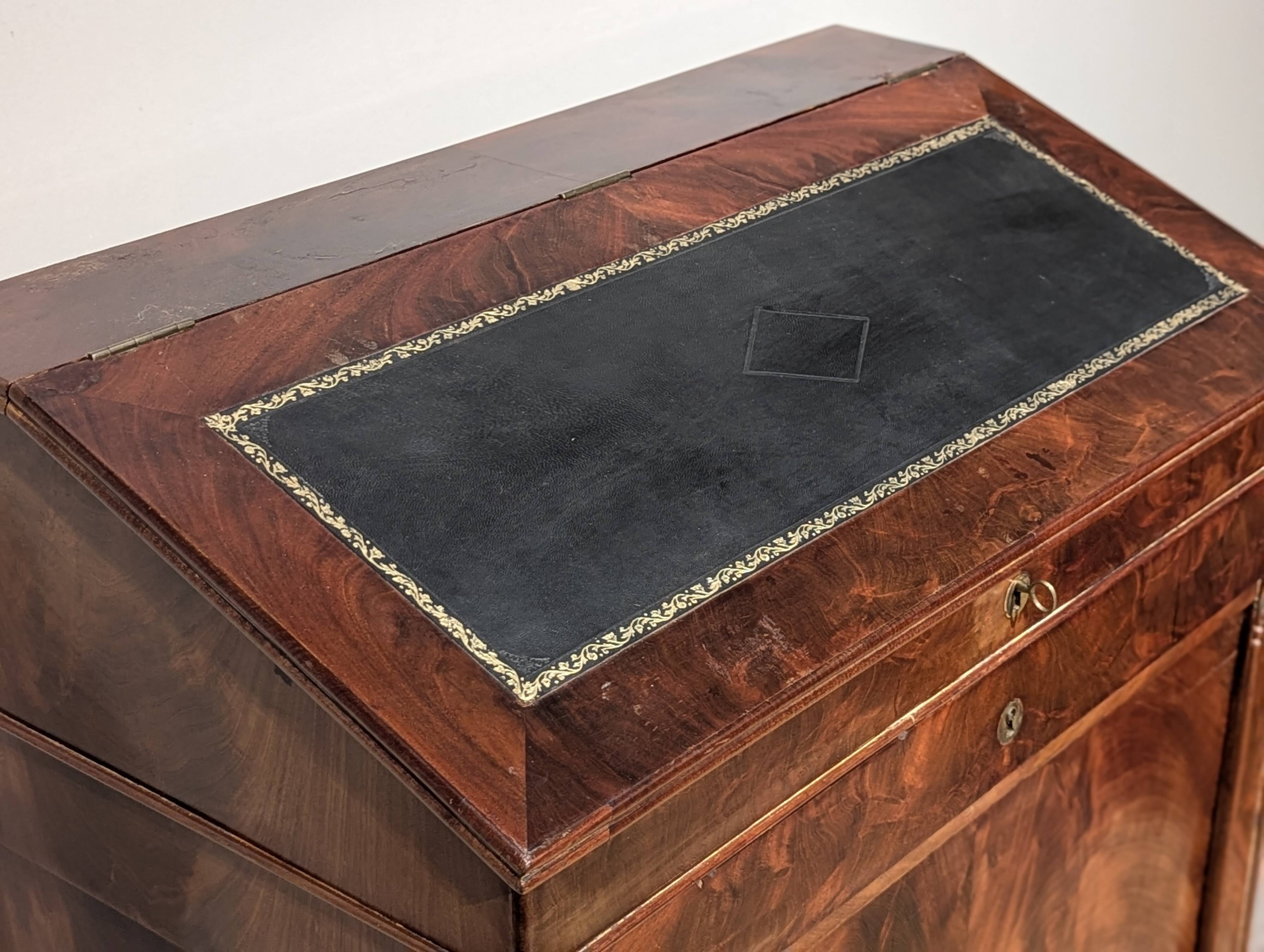 Large 19th century mahogany writing desk