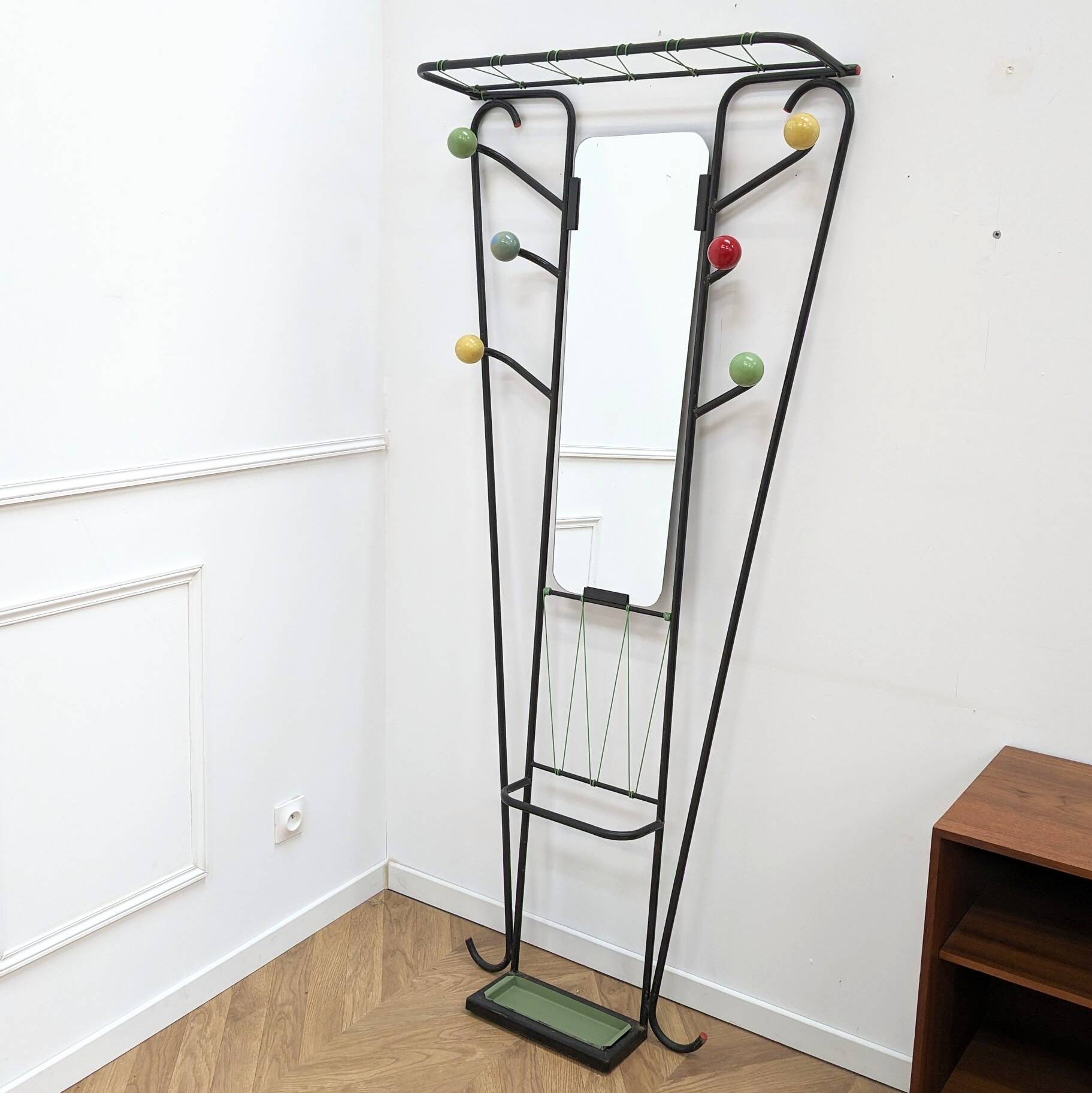 Vintage 60s wardrobe