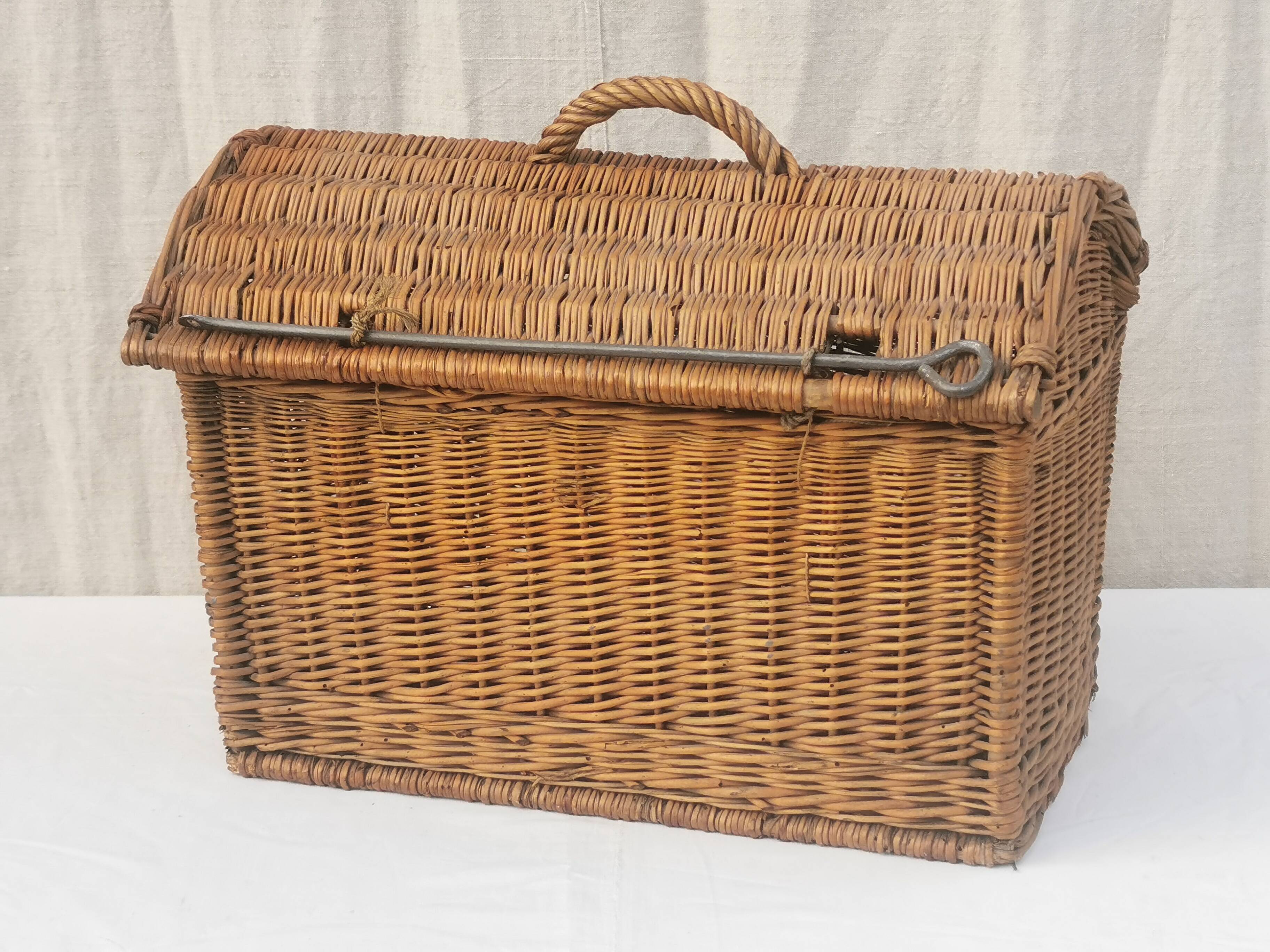 Large vintage wicker basket