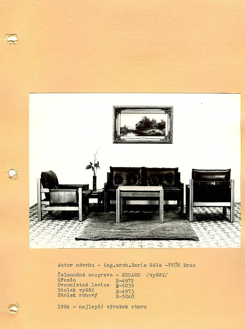 Canapé deux places en noyer et cuir par Boris Hála pour Ton, 1986