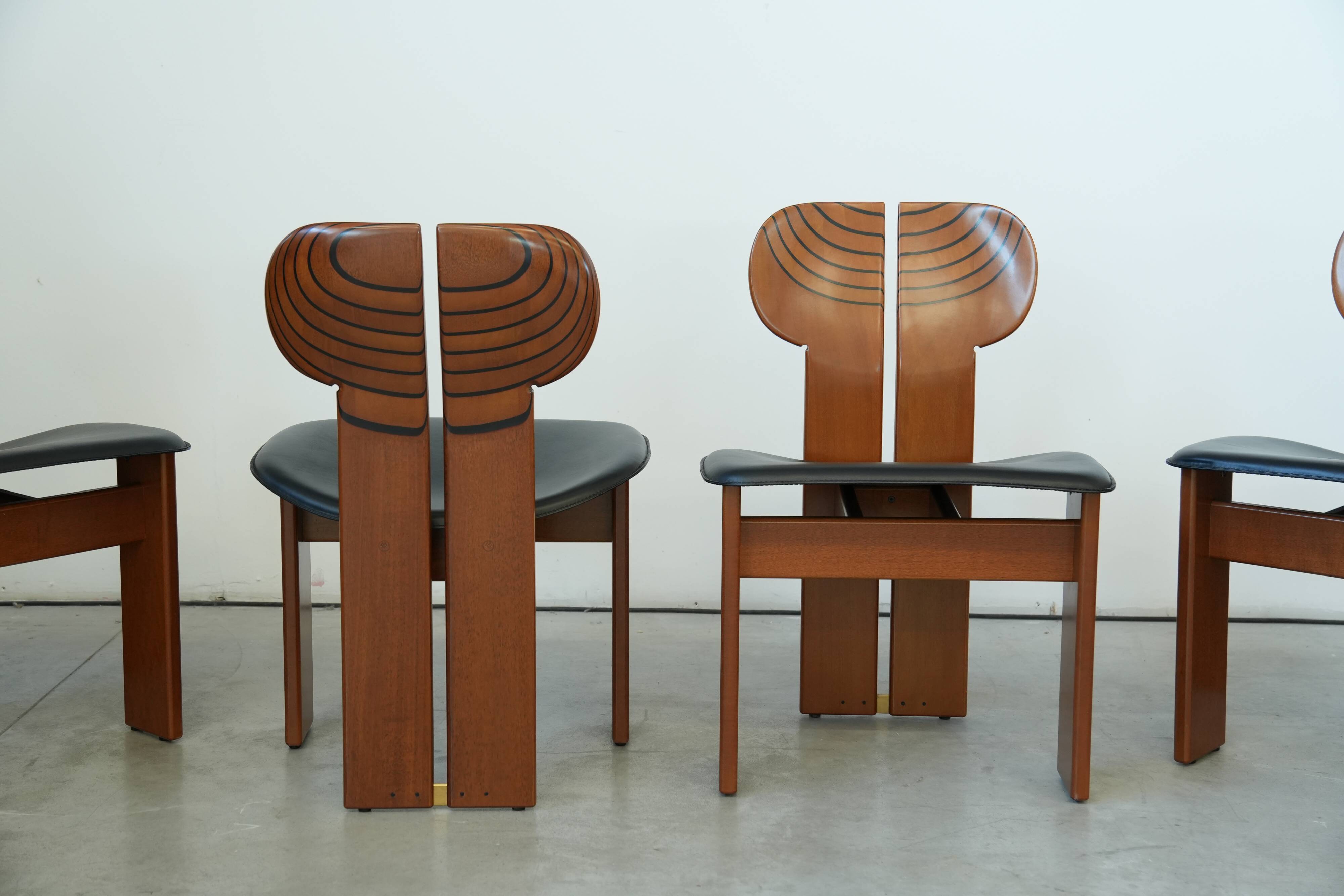 Afra & Tobia Scarpa ‘Africa’ Dining Chair – Walnut & Leather, 1975