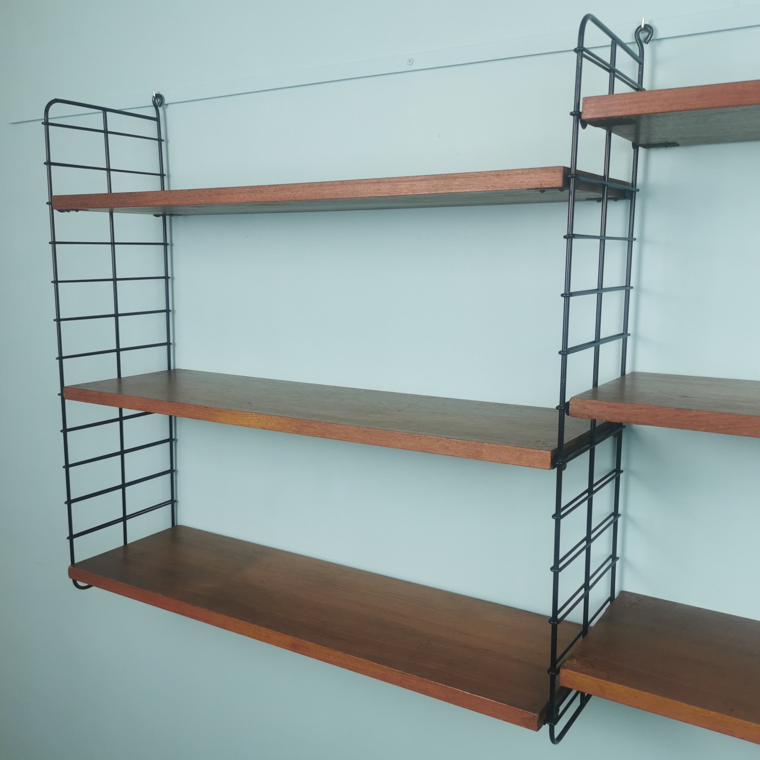 Modular shelf 60