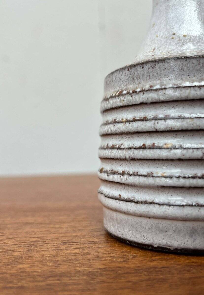 Mid-century modern studio pottery table lamp by Axella, 1960s.