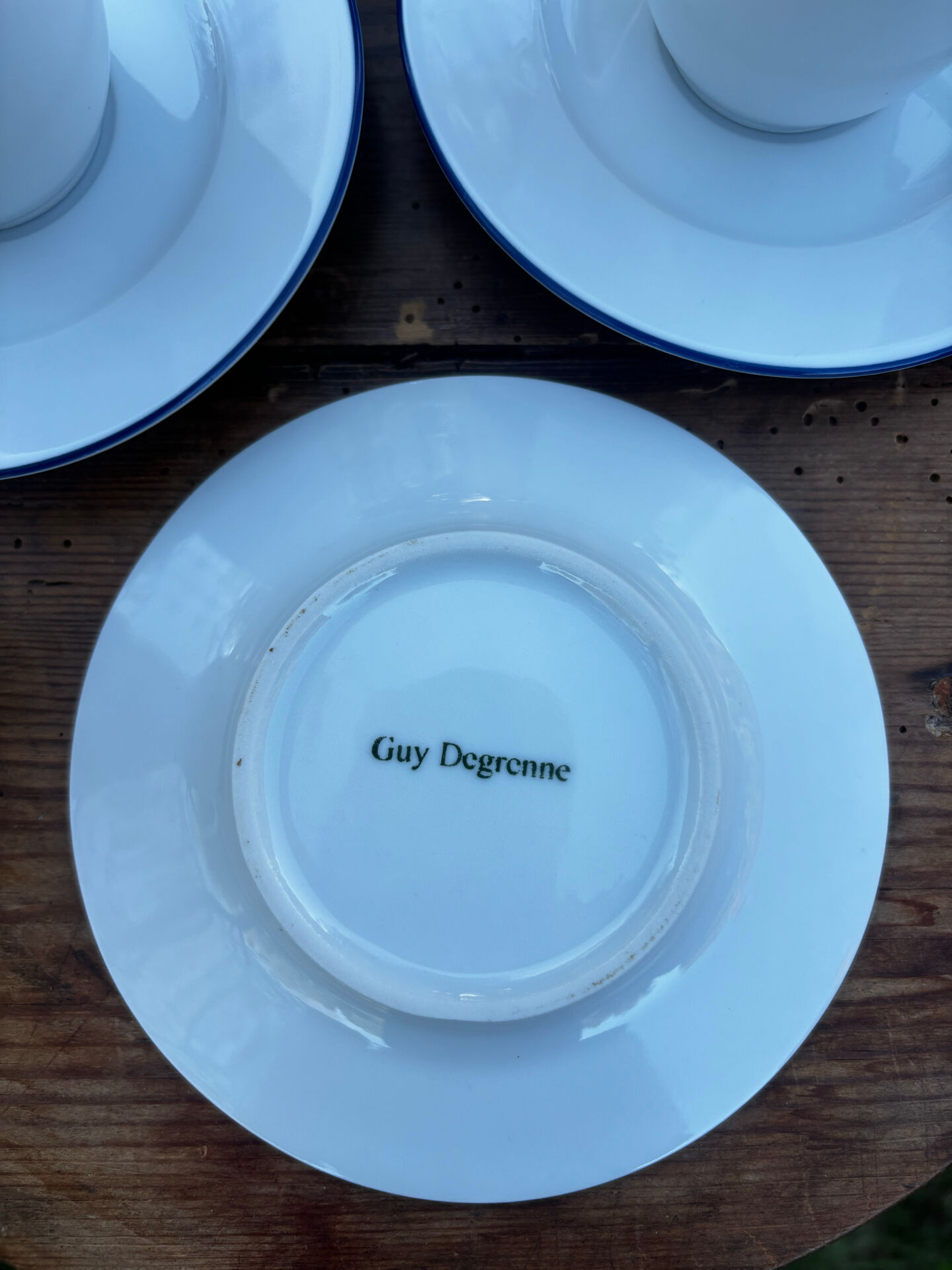 Ensemble de 4 tasses à café et soucoupes blanches liseré bleu degrenne