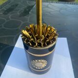 Cigarette dispenser
