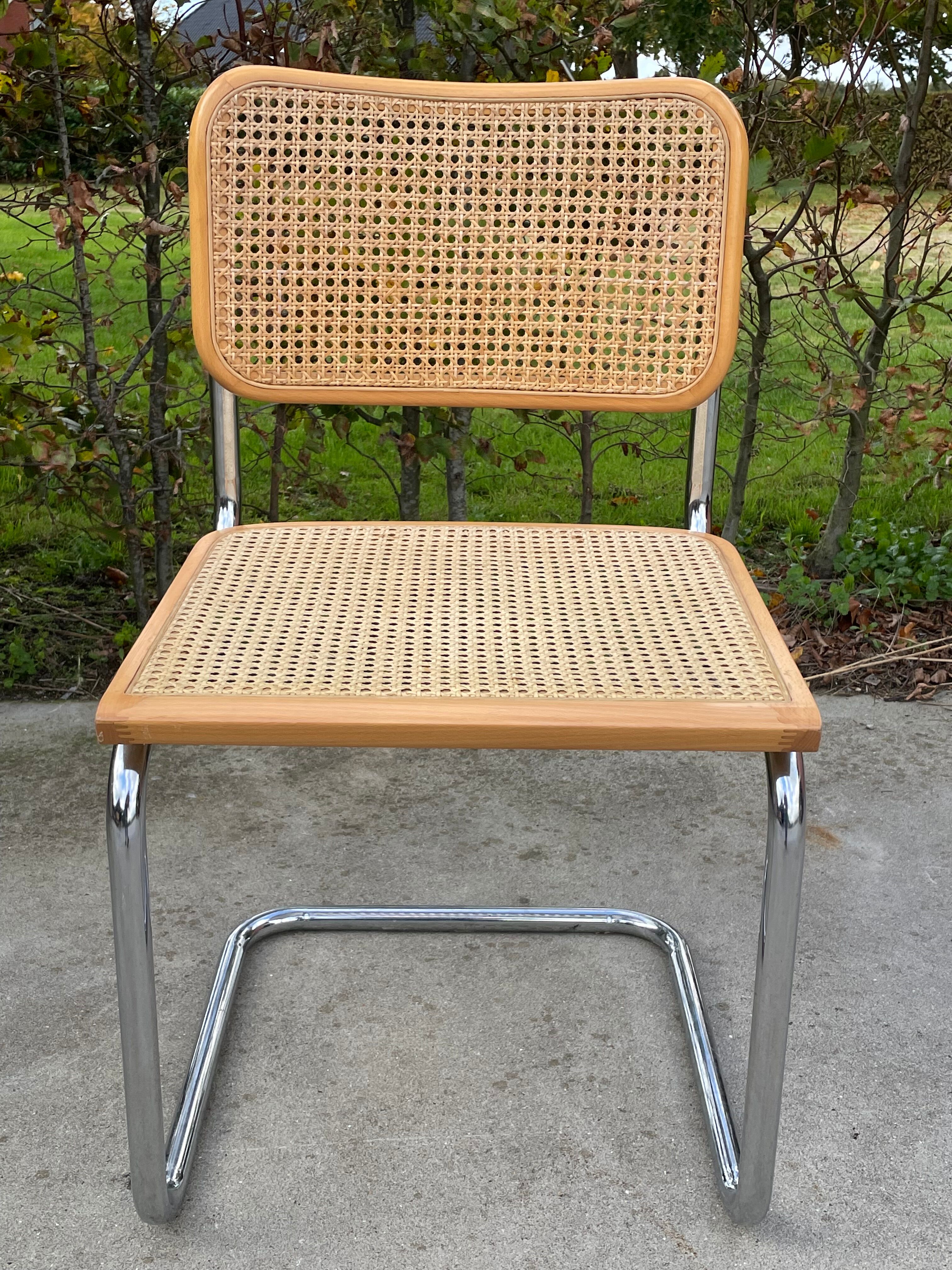 Set of 4 chairs model Cesca B32 designed by Marcel Breuer design