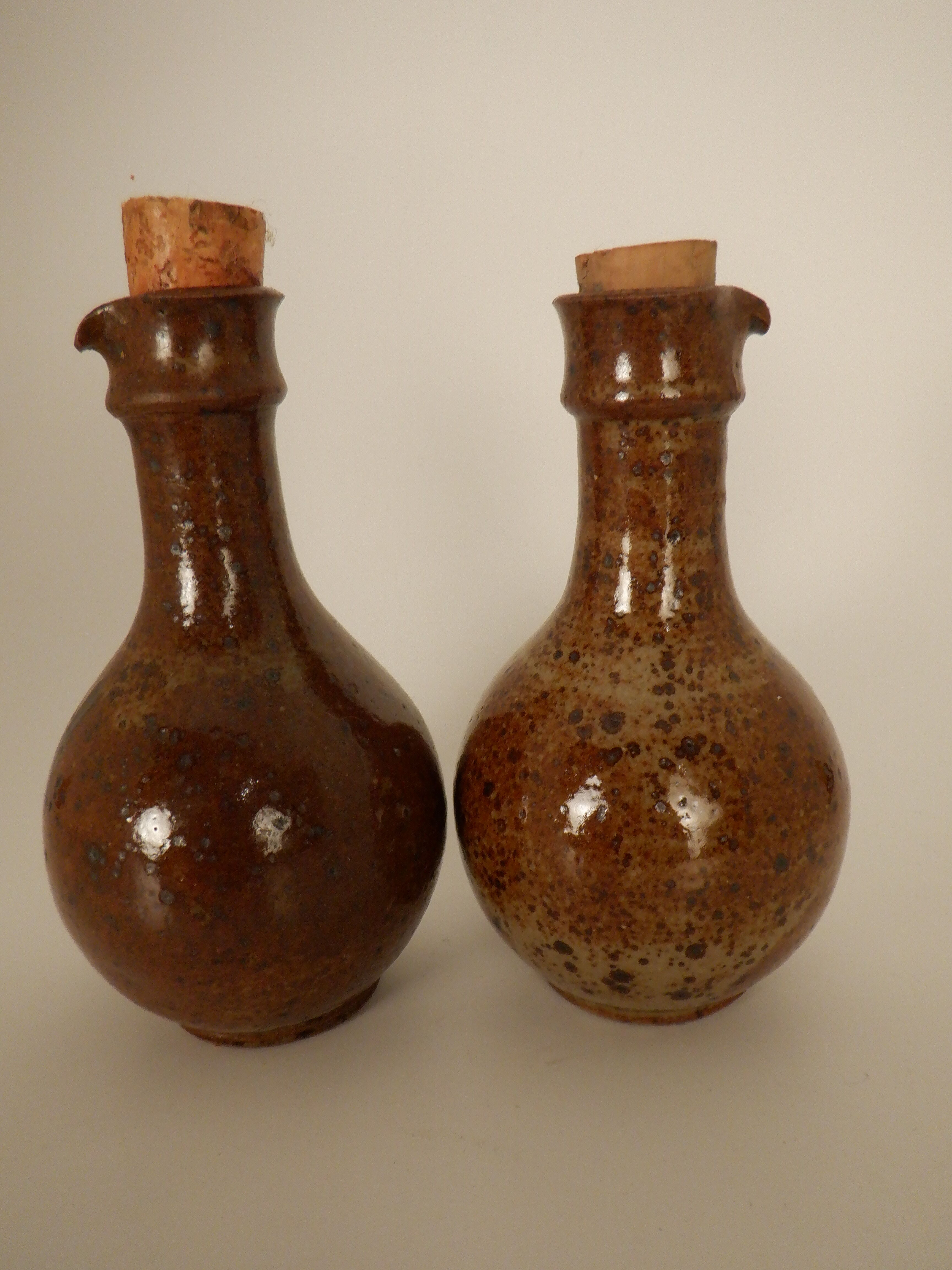 Oil and vinegar gregariy bottles