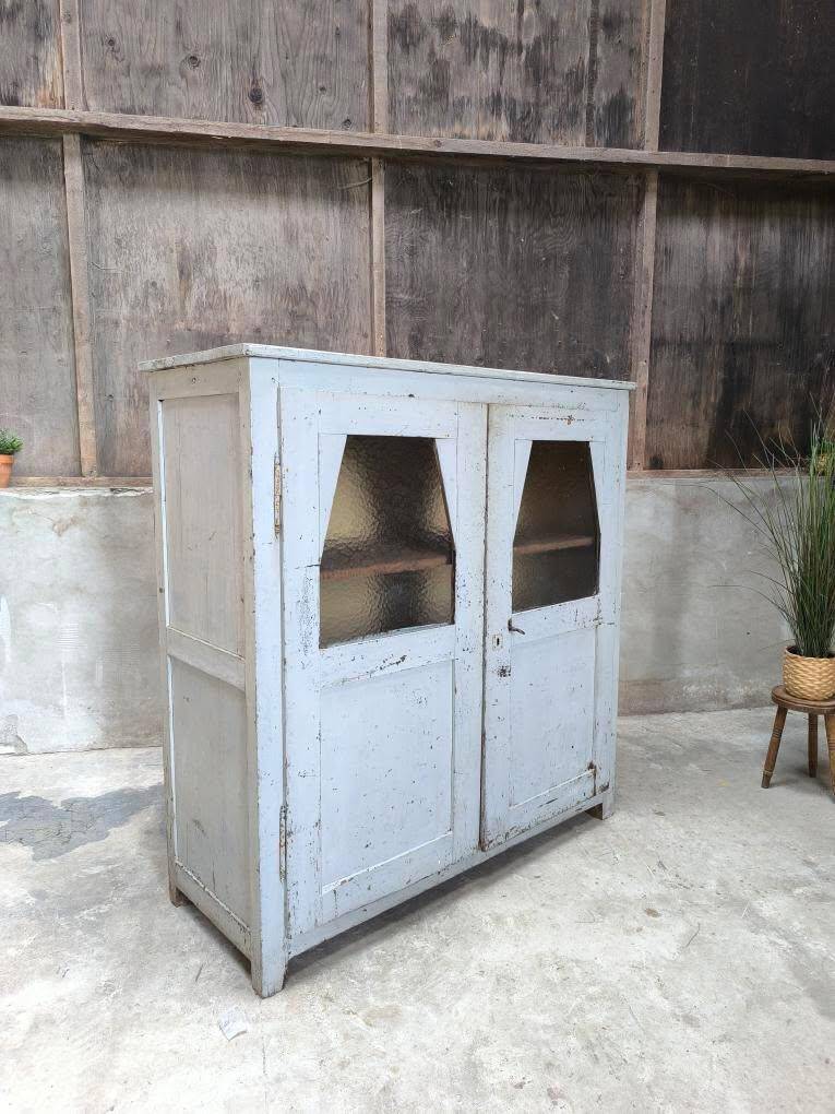 Workshop display cabinet