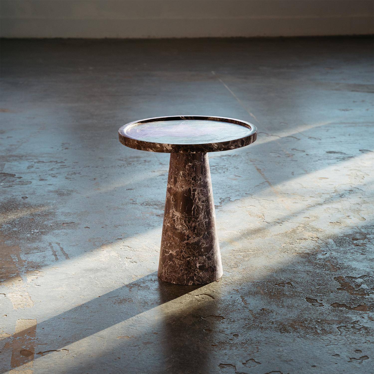 Side table in Rosso Levanto marble