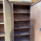 Large workshop wardrobe in pitch pine - Early 20th century