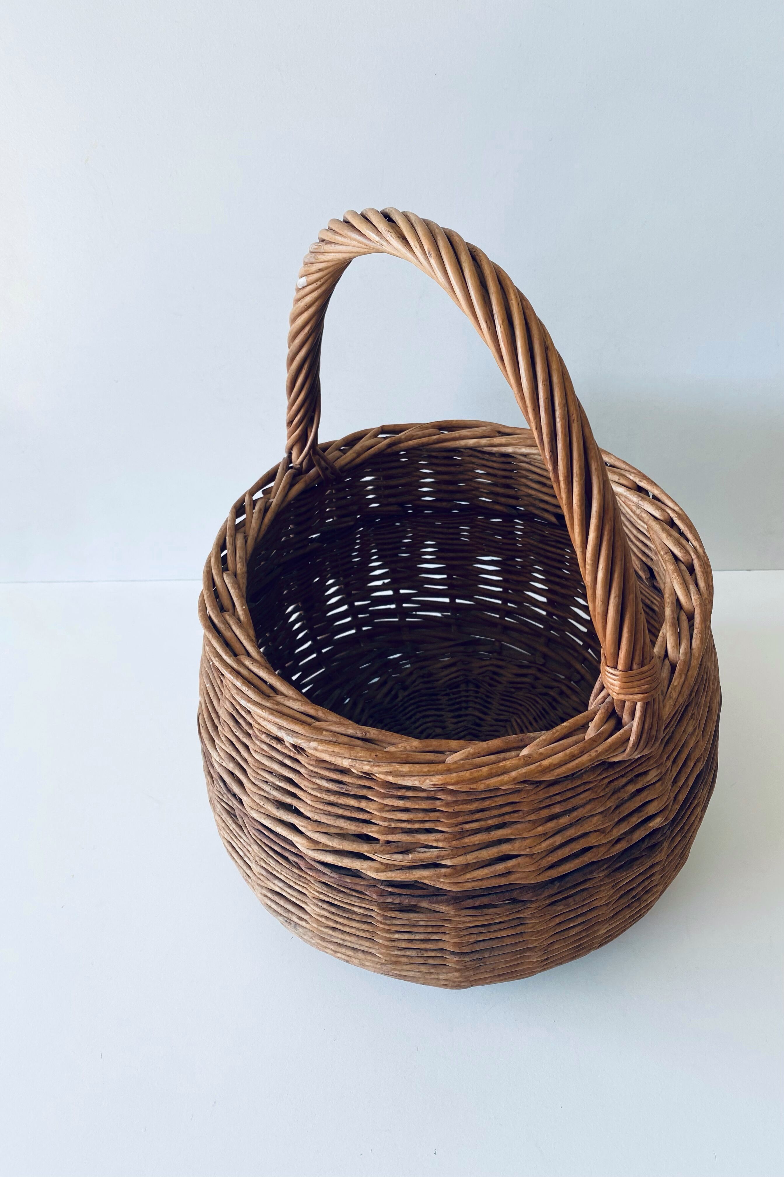 Large round wicker basket