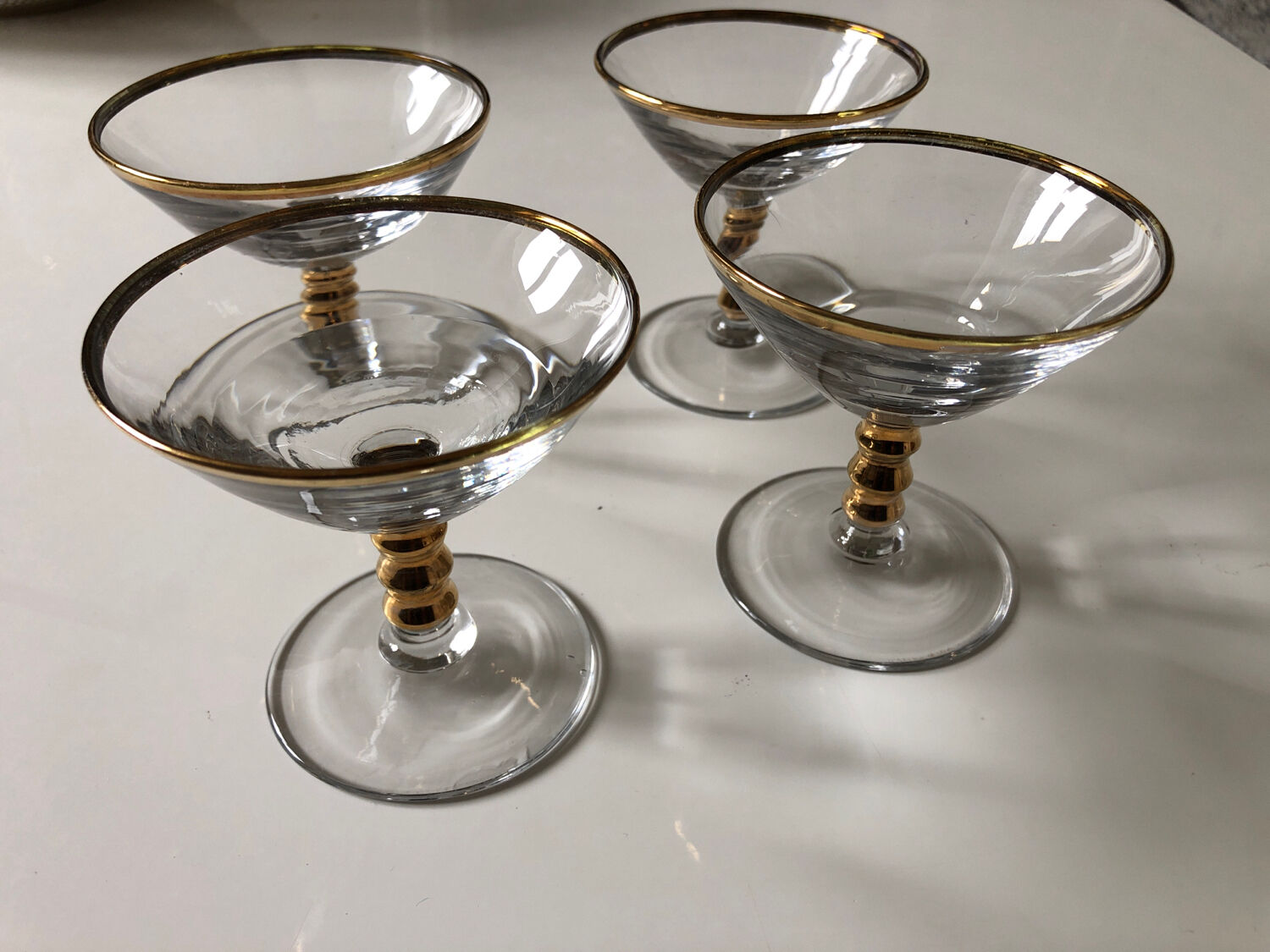 4 verres à liqueur