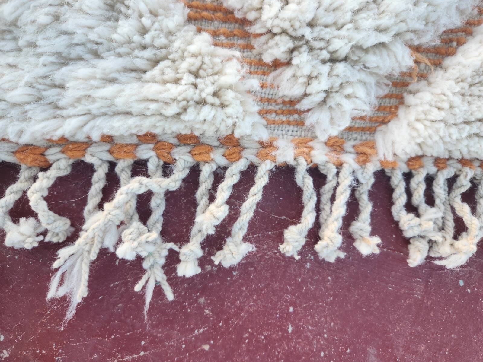 Beni Ouarain rug 300x200 cm – Thick ivory wool, diamond patterns