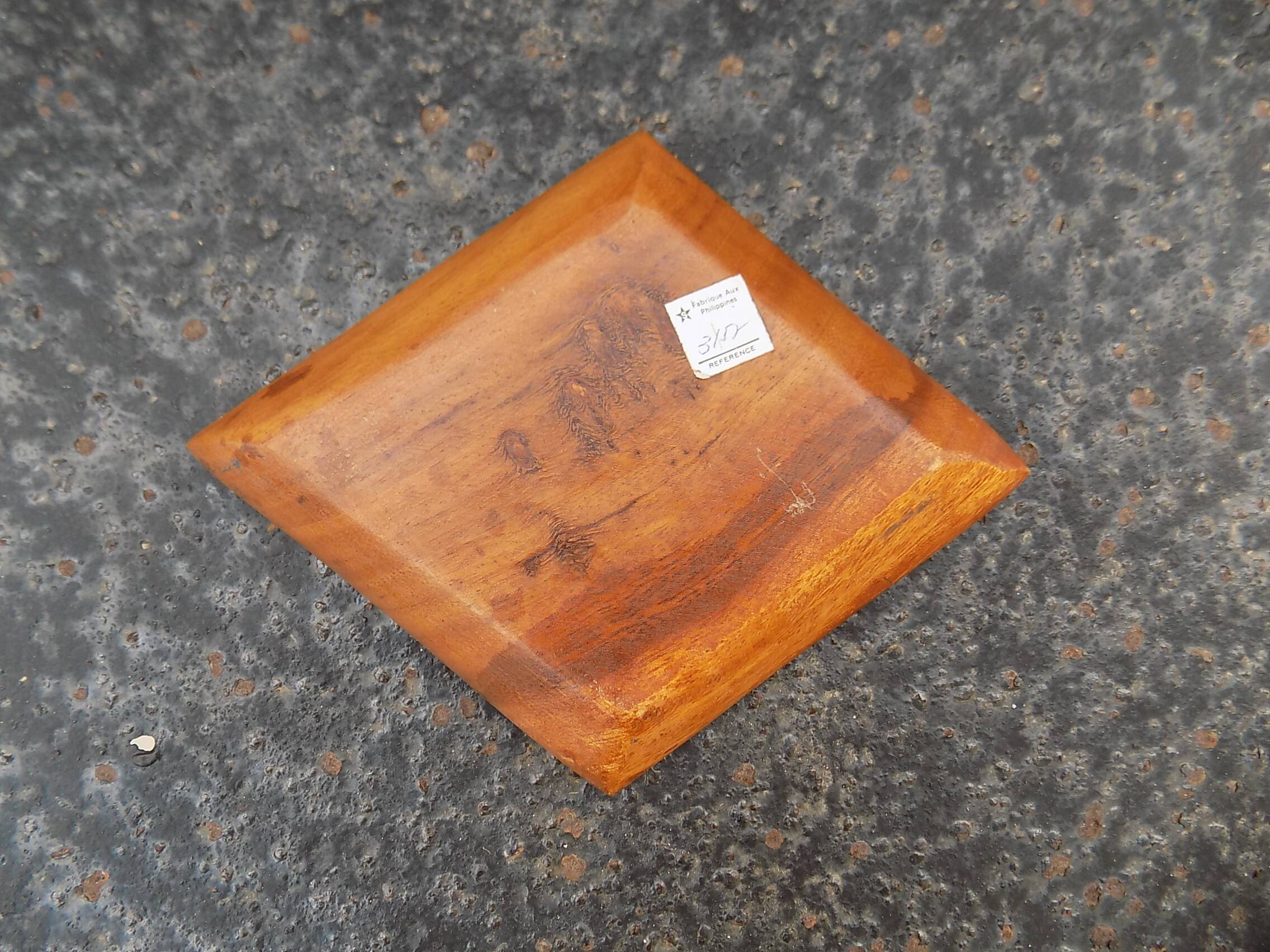 wooden pocket emptier