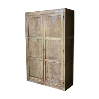 Parisian cabinet made of raw wood