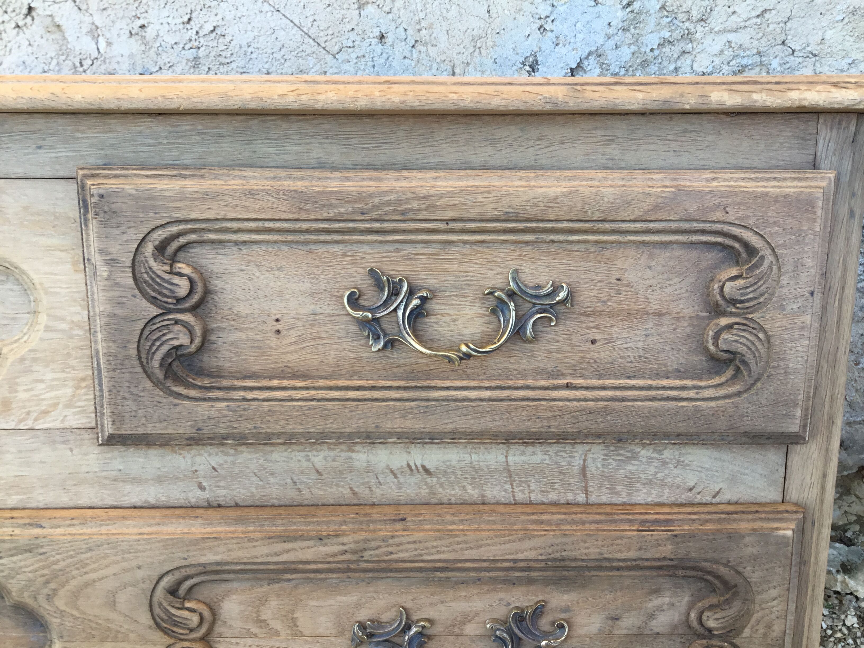 Louis XV style chest of drawers in stripped oak