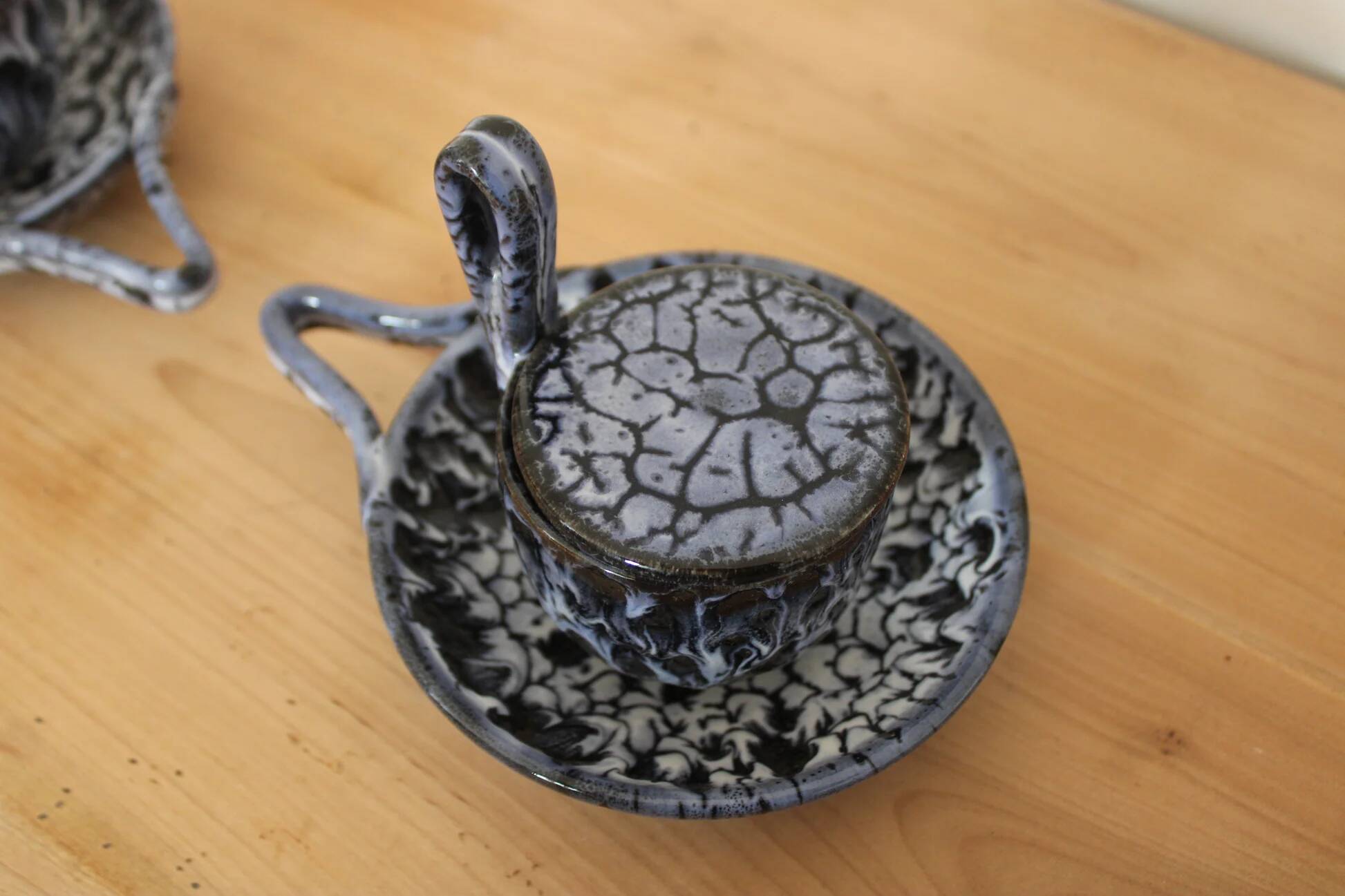 Pair of covered ceramic vintage trembler cups
