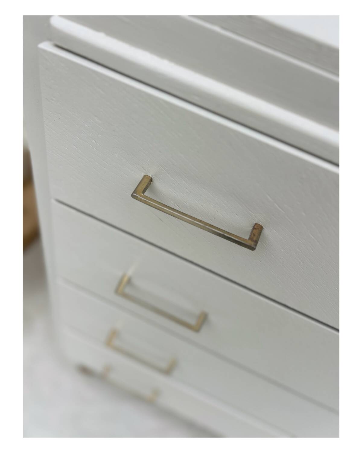 Commode vintage rénovée