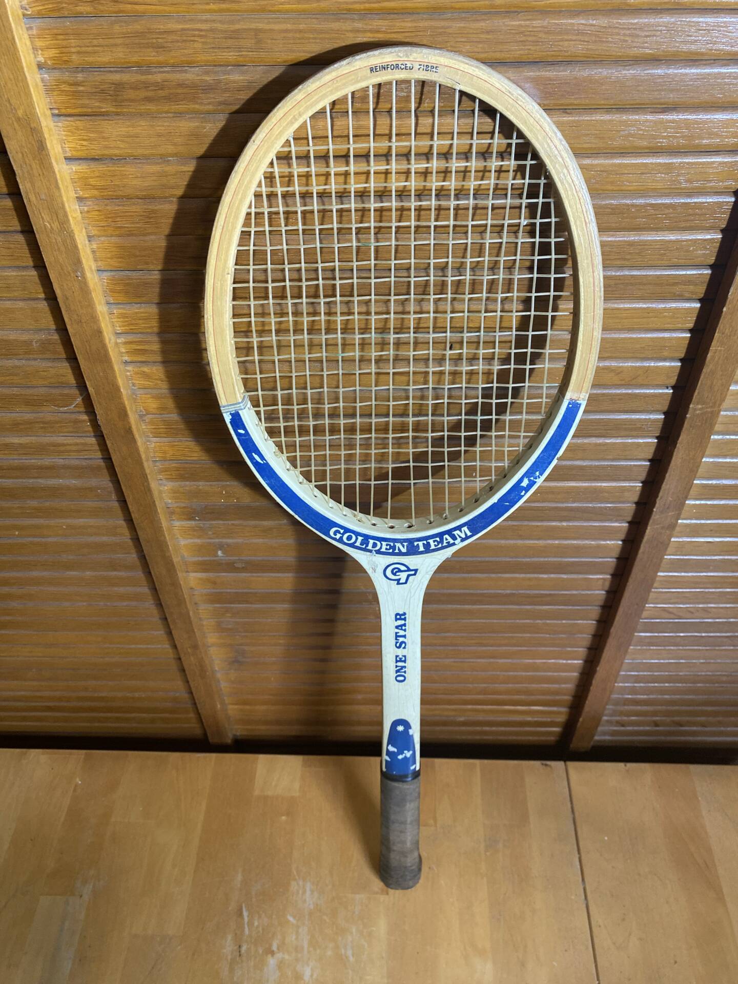 Old Tennis Racket ONE STAR Golden Team Wood Vintage Sport #E213