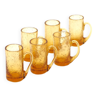 Six tasses à espresso de Biot, verre bullé ambré, années 70