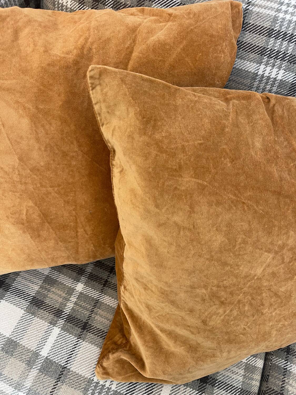 Camel velvet cushion covers, 50x50