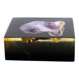 Jean Claude Dresse / Pierre Giraudon Inclusion of Pearl Oyster Shell