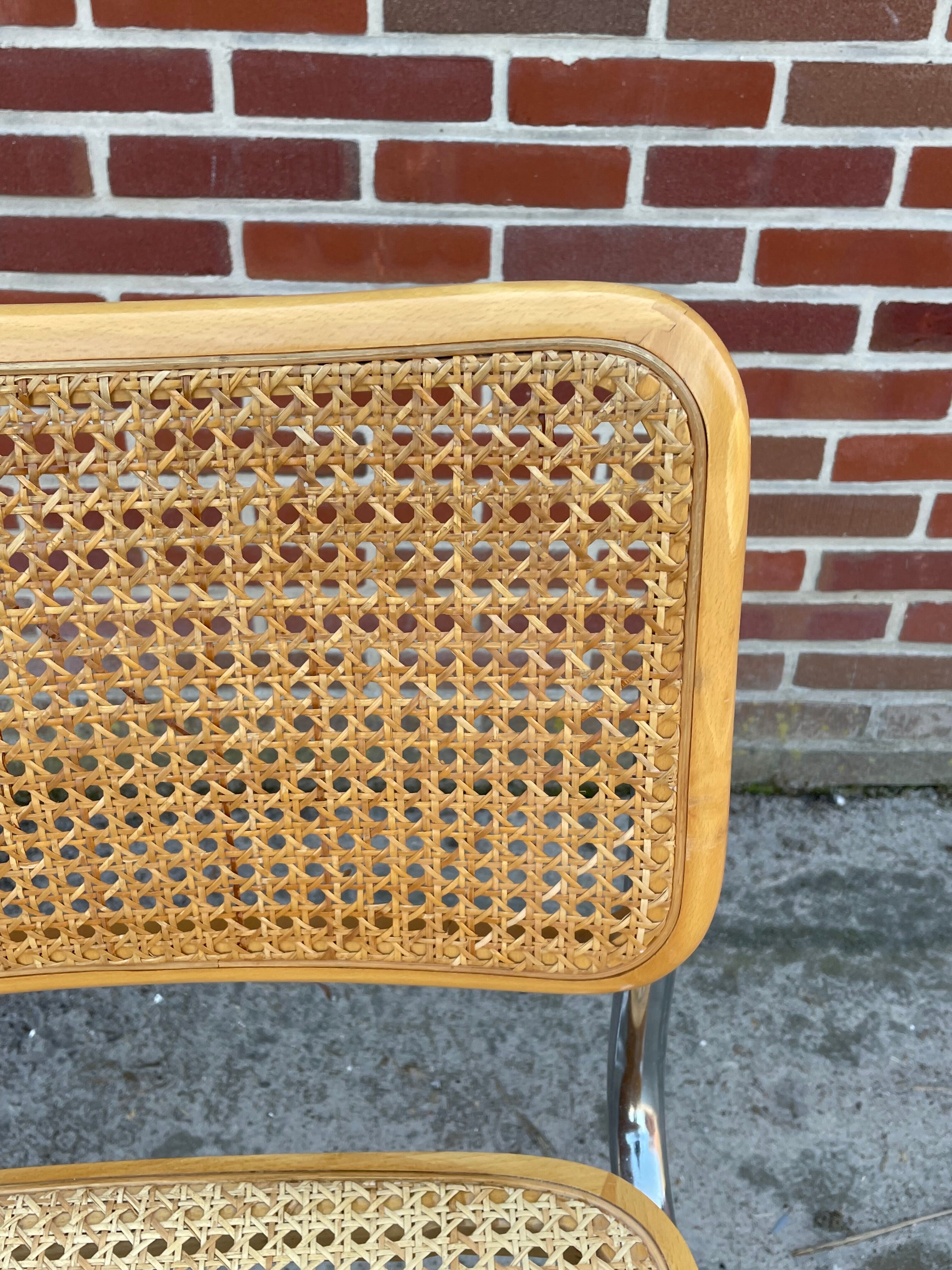 Lot de  4 chaises modèle Cesca B32