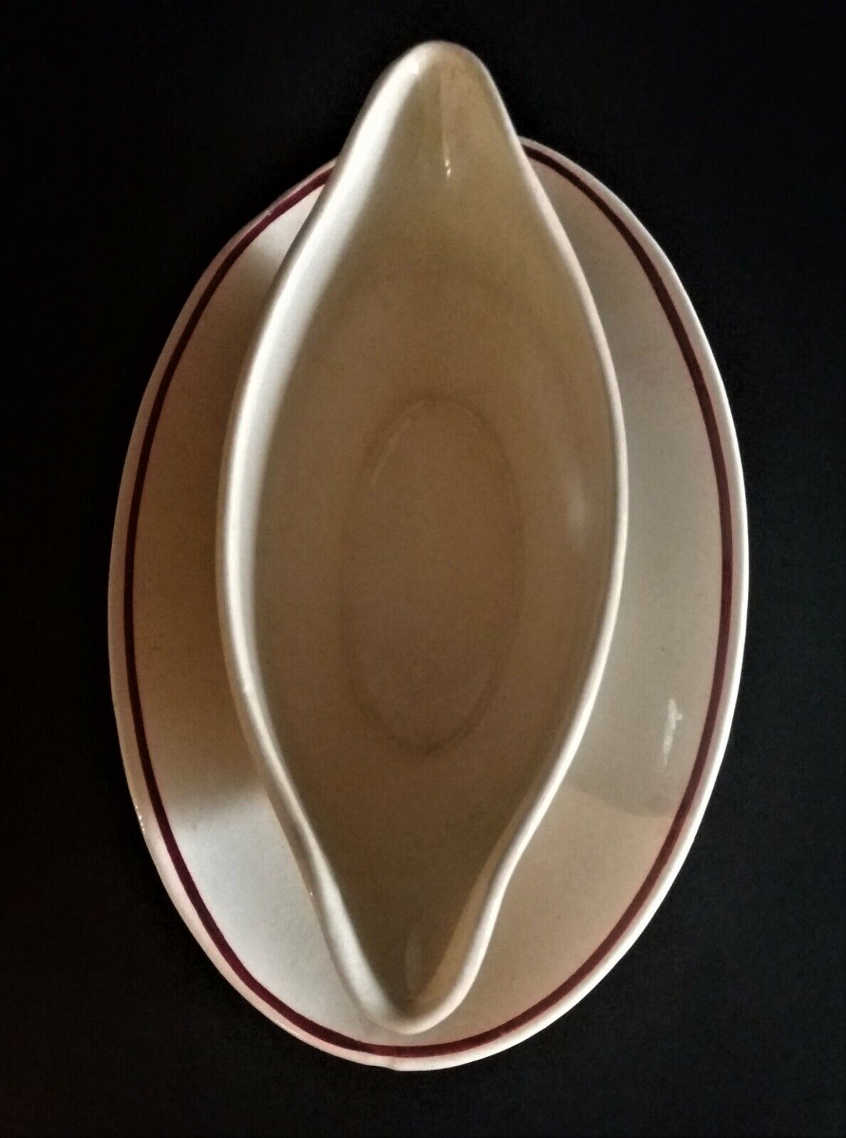 Pexonne earthenware saucière model Algiers