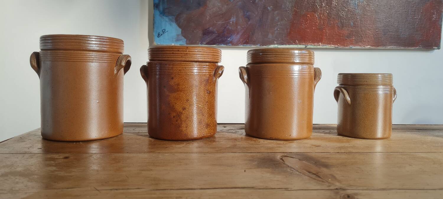 Set of 4 stoneware grease pots