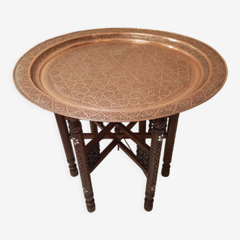 Vintage moroccan table in wood, copper and mother-of-pearl