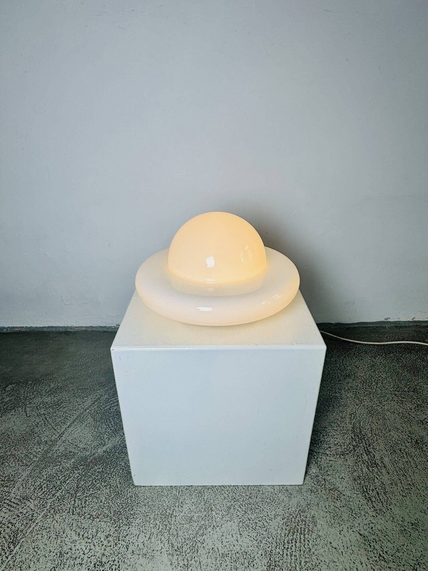 Sculptural Ufo Space Age Table Lamp In Opal Glass, Italy, 1970S