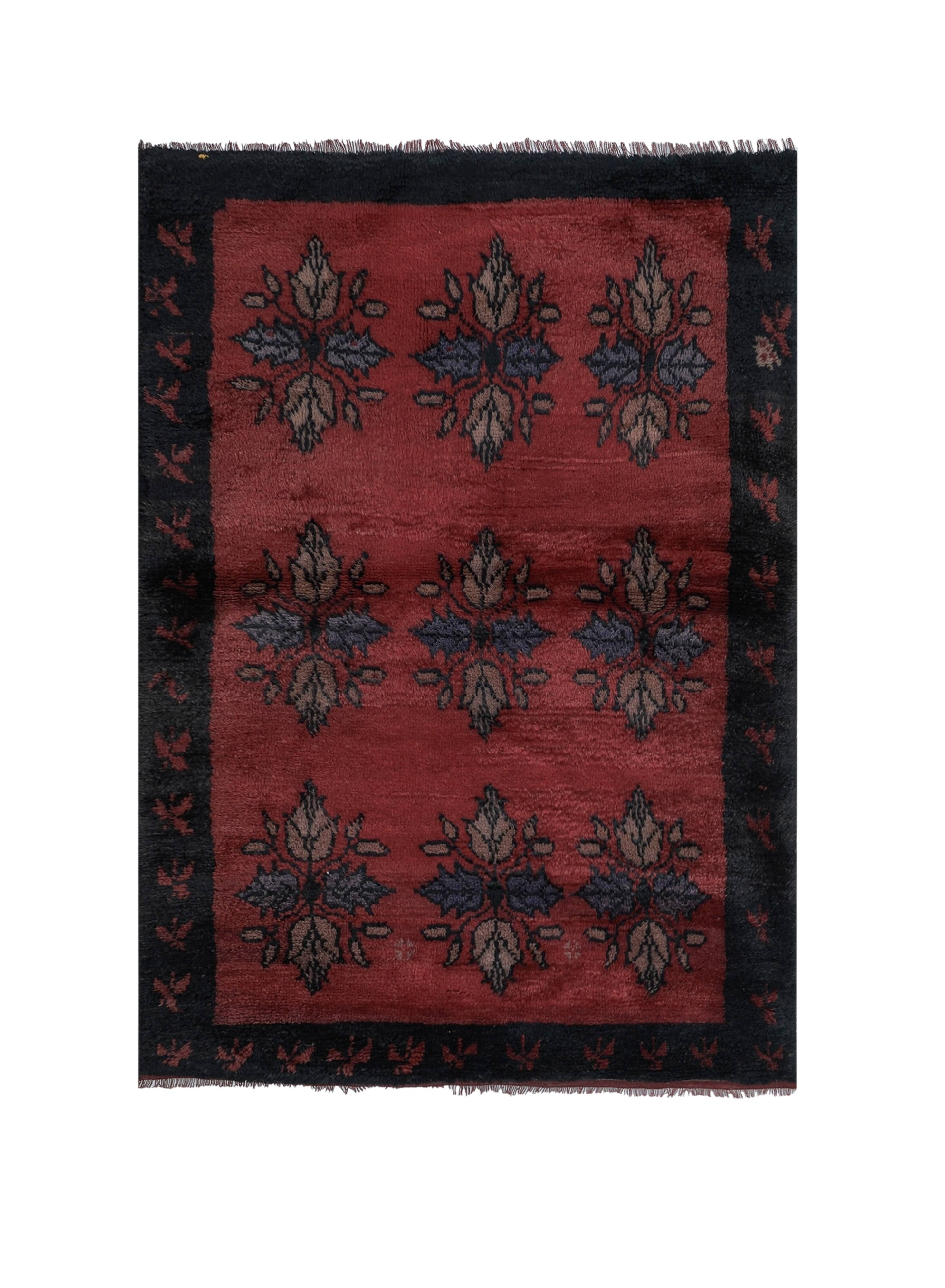 Vintage Turkish Oushak Rug Handwoven 108x163 cm