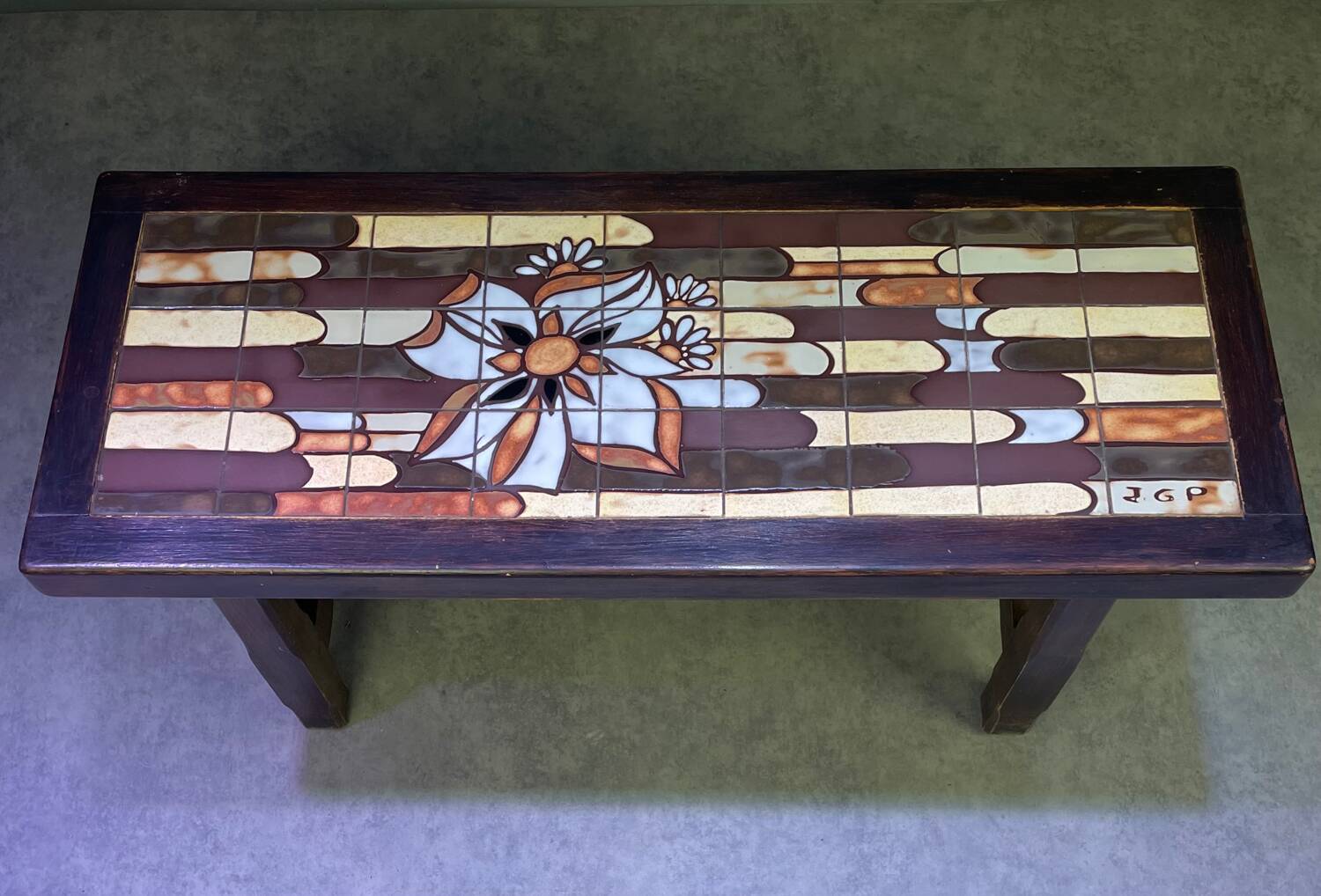 Wooden and ceramic coffee table