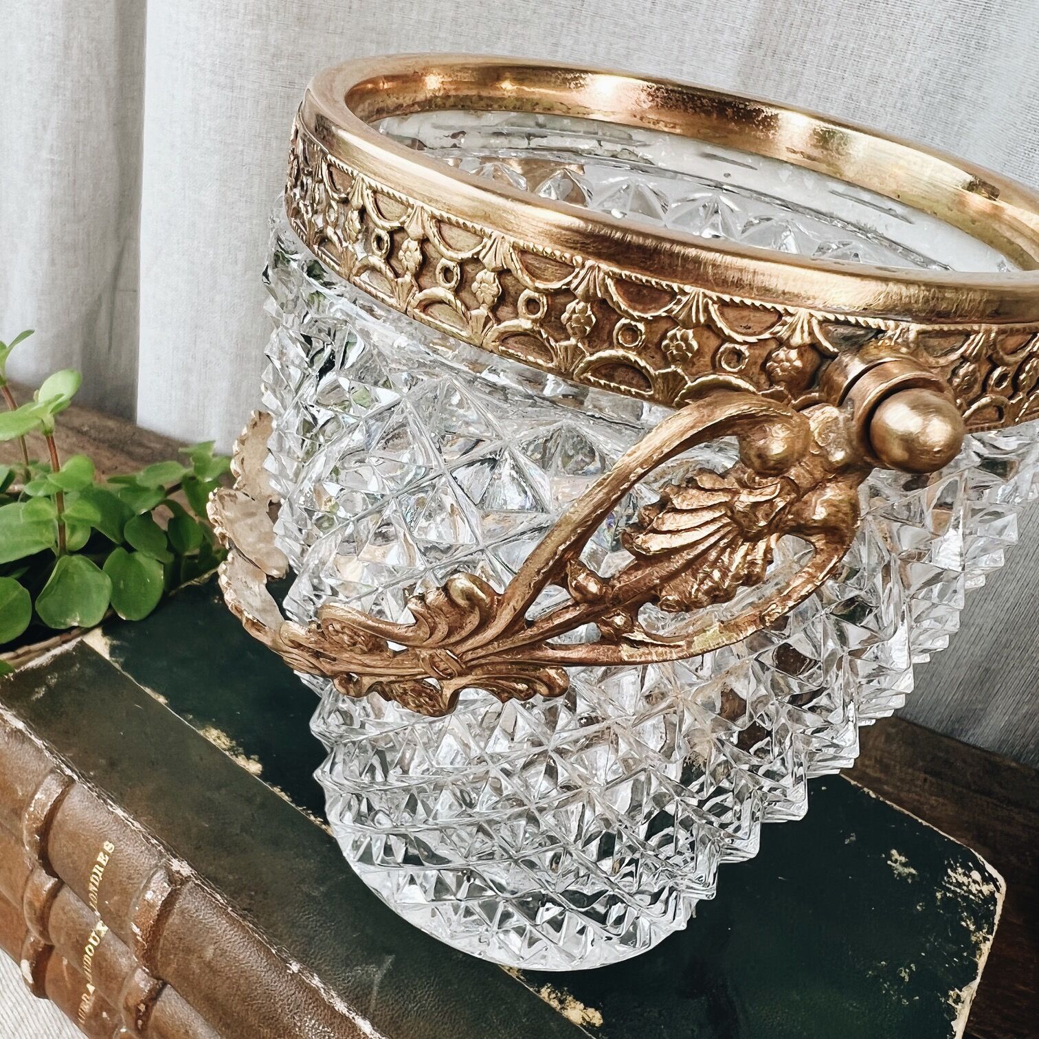 Seau à glace vintage en verre et métal doré